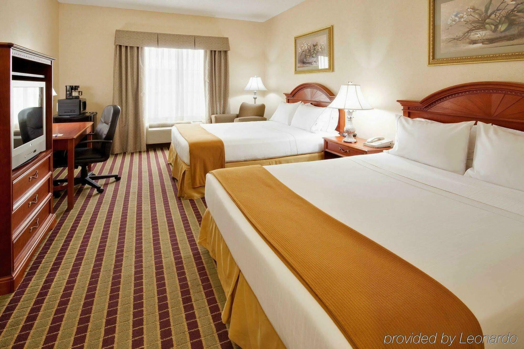 Holiday Inn Express Bloomsburg Room photo